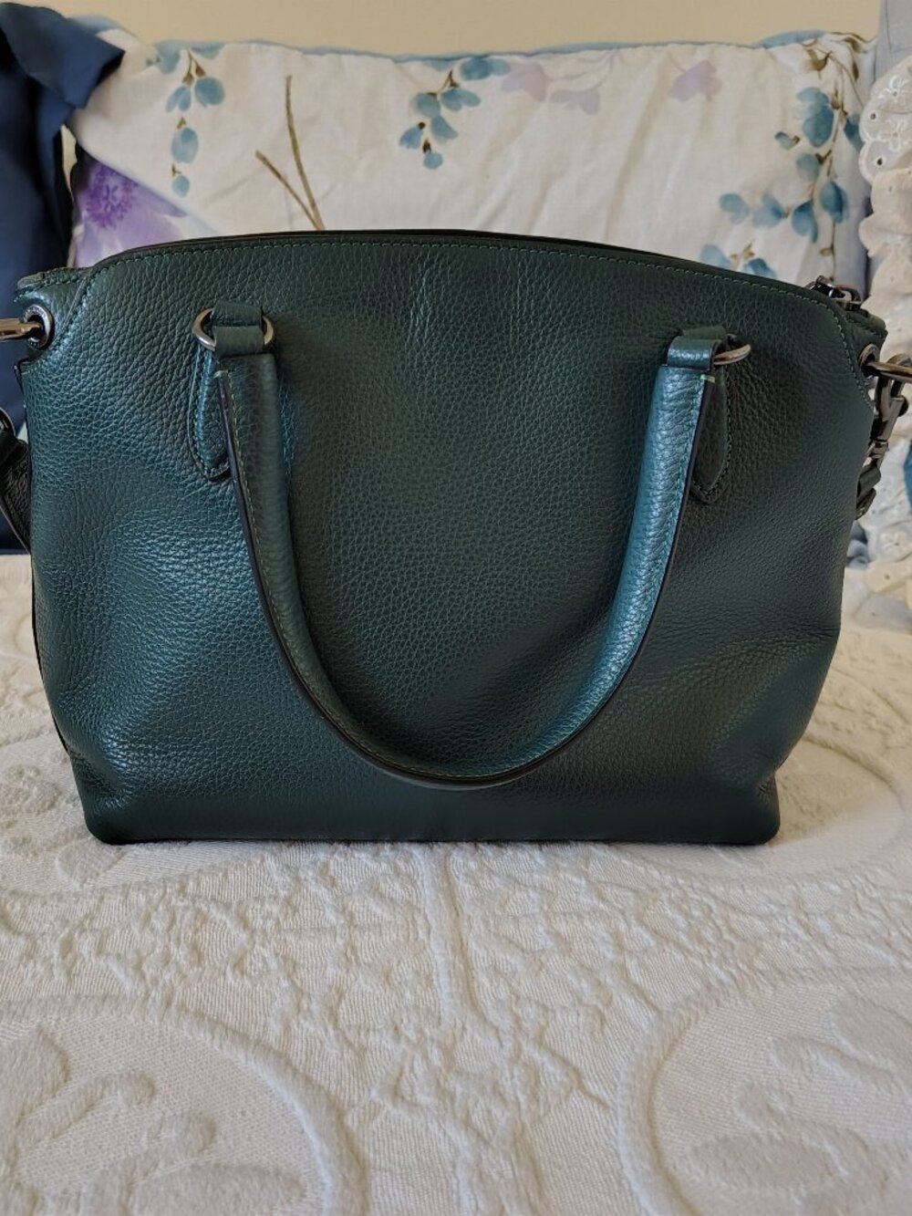 Coach Bag - Picture 3 of 13